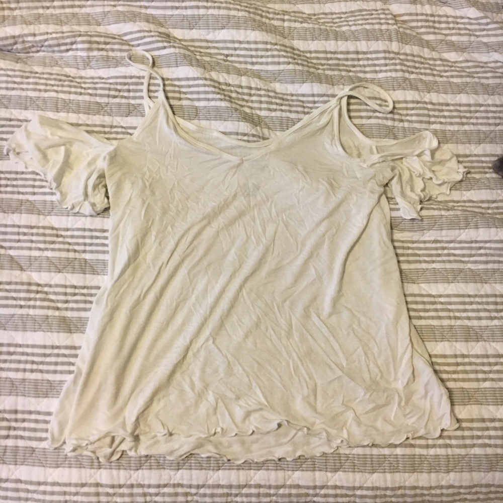 American Eagle Cold Shoulder Top